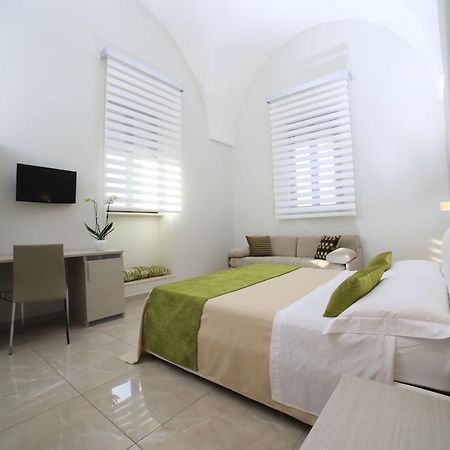 פורטו צ'זראו Acquamarina B&B מראה חיצוני תמונה