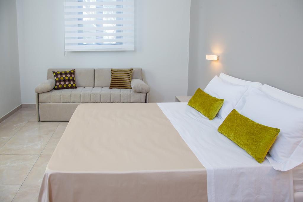 פורטו צ'זראו Acquamarina B&B מראה חיצוני תמונה